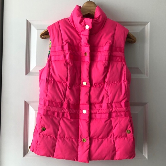 Lilly Pulitzer Jackets & Blazers - NWOT. LILY PULITZER PINK PUFFER VEST